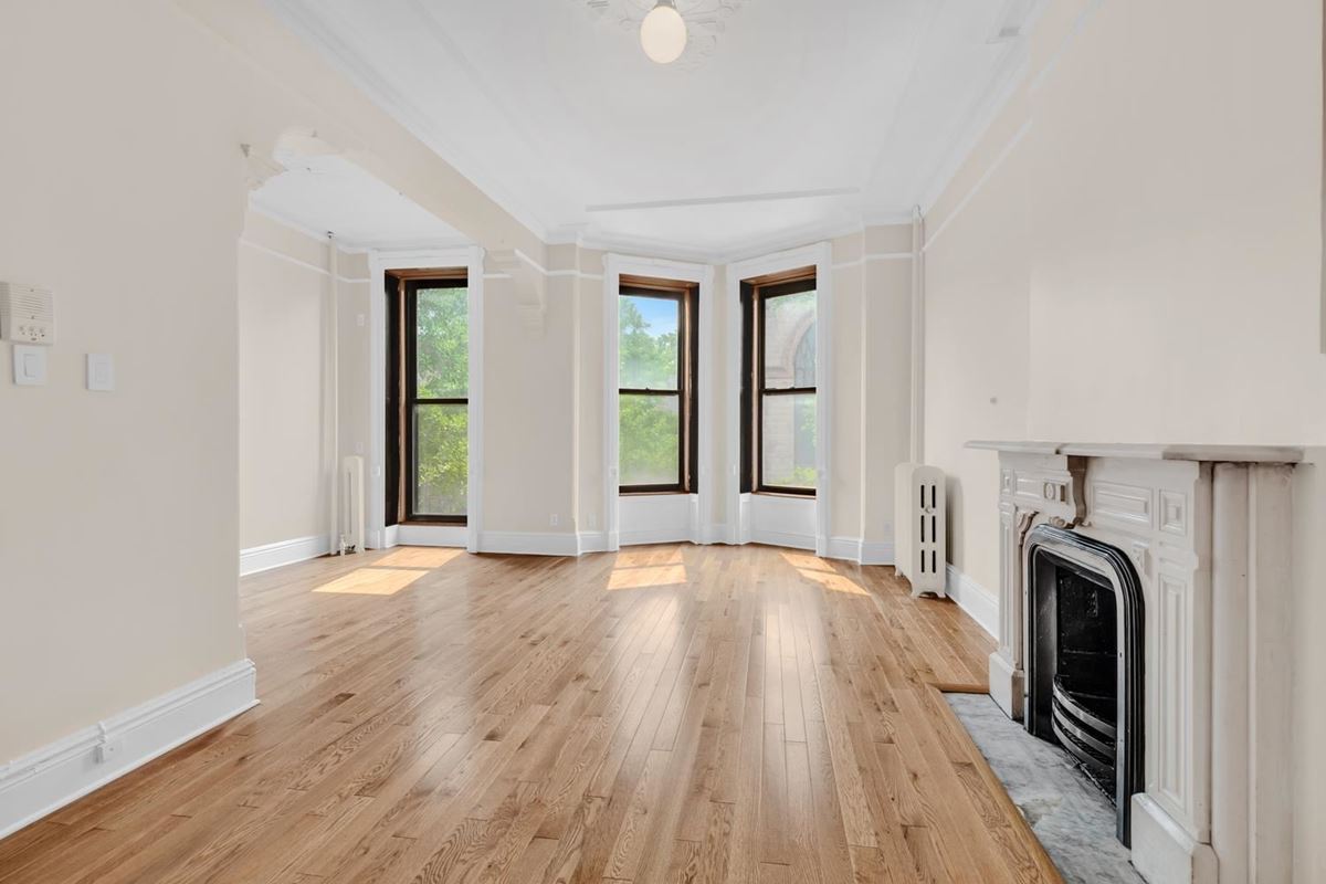 Cooper & Cooper - 40 7th Avenue, Apt 1A
